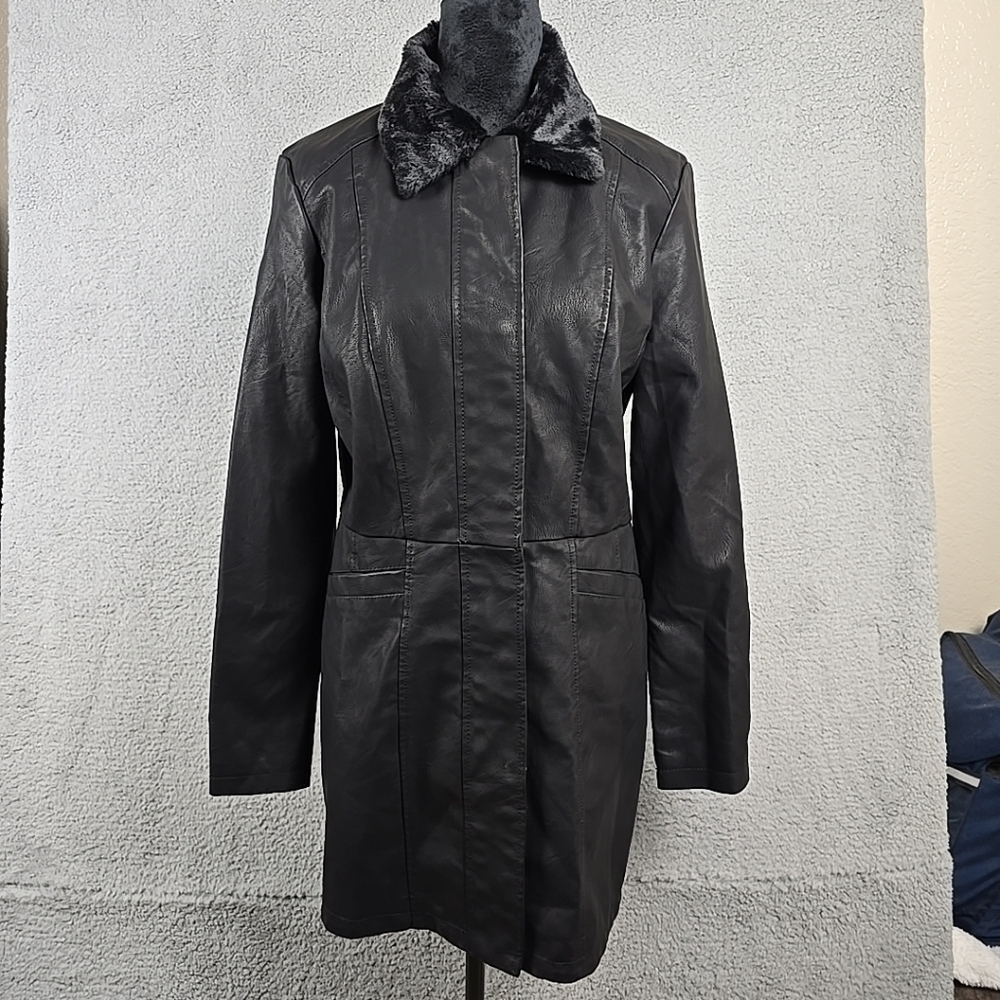 NEW BACCINI Women's Faux Leather Black Size Medium Jacket
